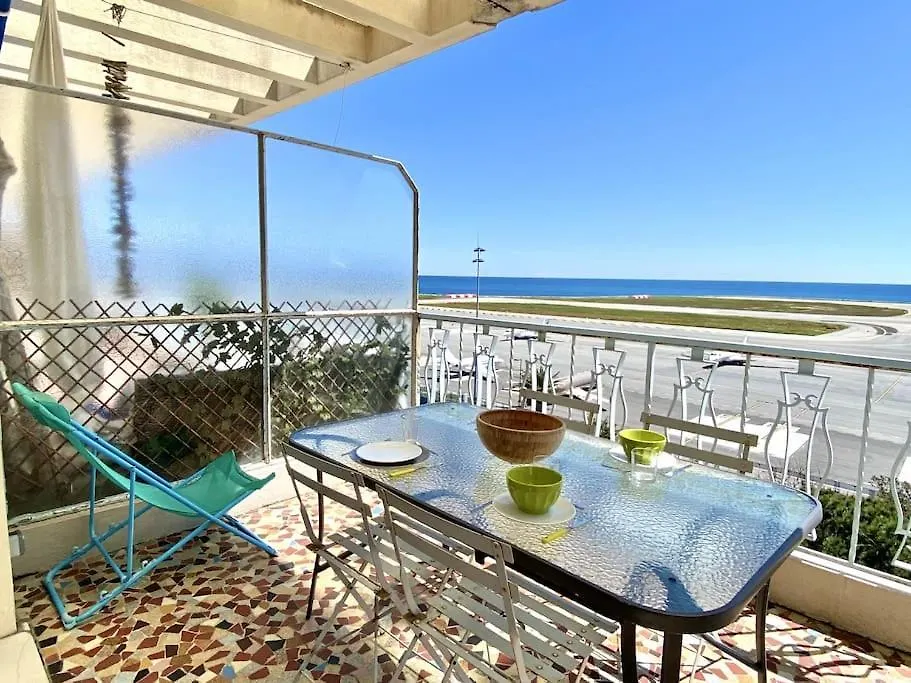 Large Flat Terrace Sea View, Promenade Des Anglais contacts